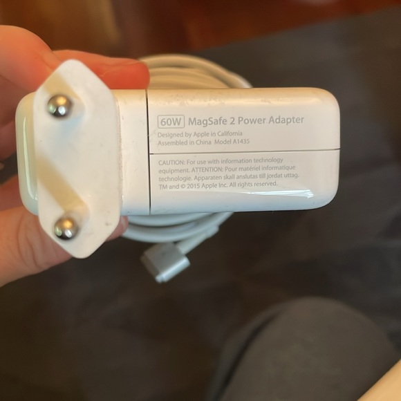 European wall outlet Apple MacBook Pro charger with extension. - Picture 2 of 6